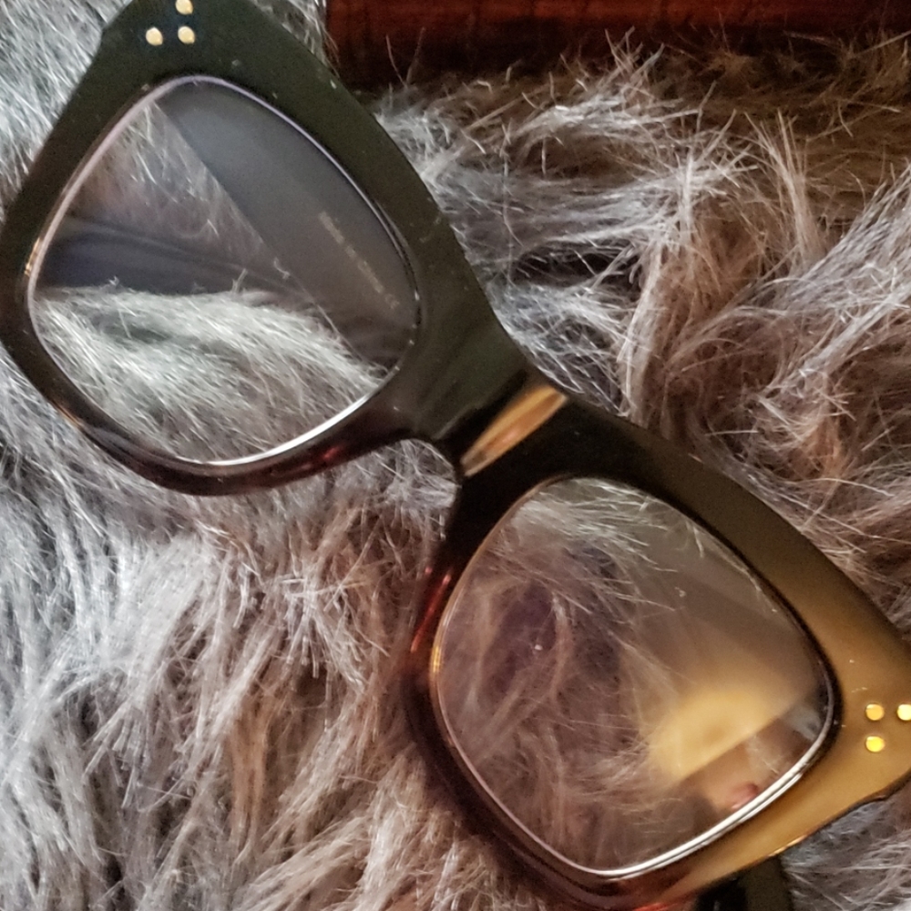 Blue light blocking glasses - Picture 2 of 3